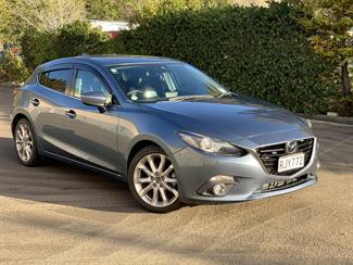 2014 Mazda Axela
